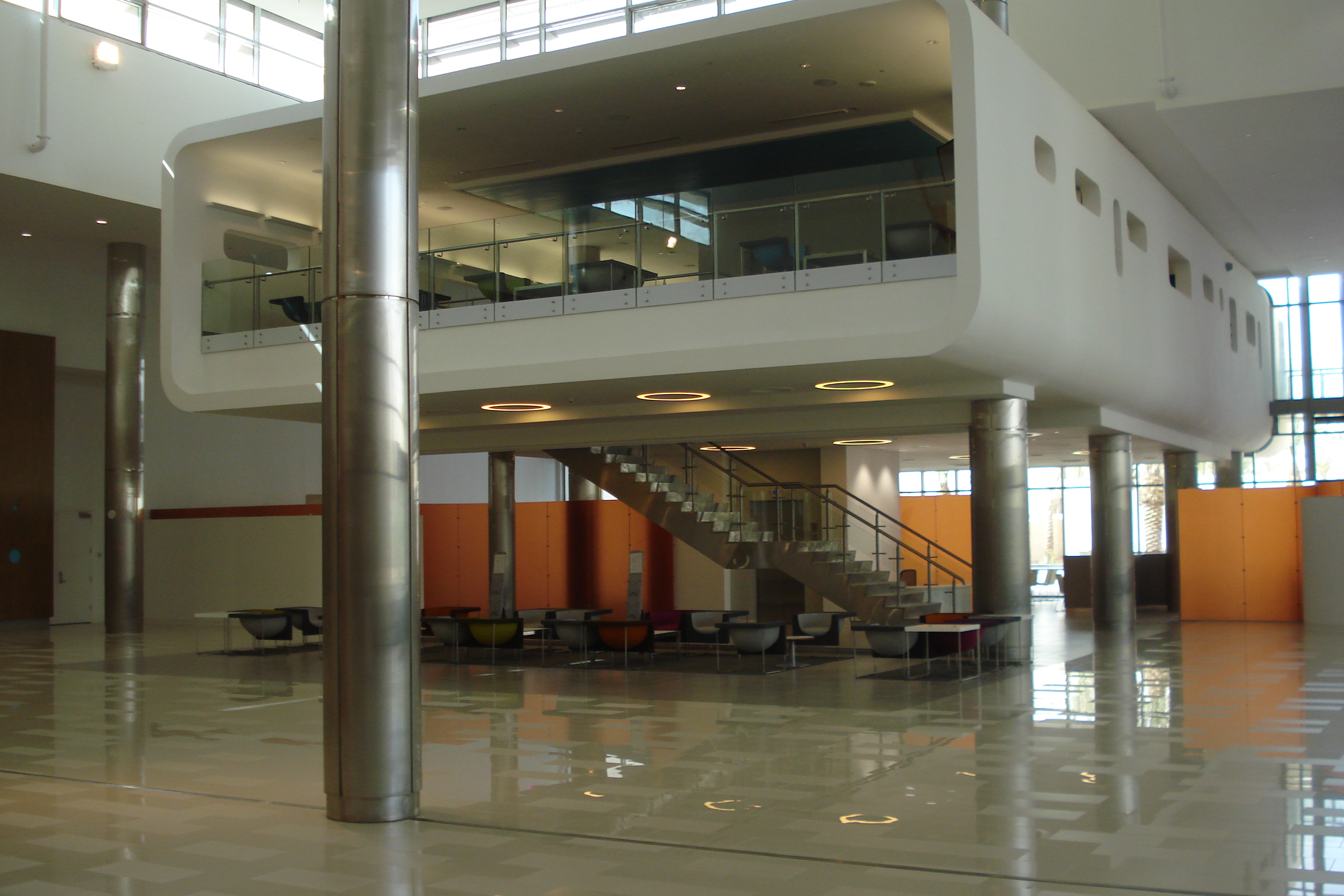 PNU B611 indoor sports hall with volleyball and basketball courts