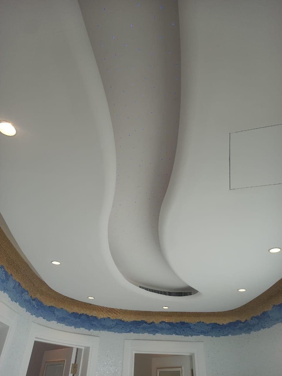 Poolside bathroom royal fit-out, private palace Riyadh — photo 2