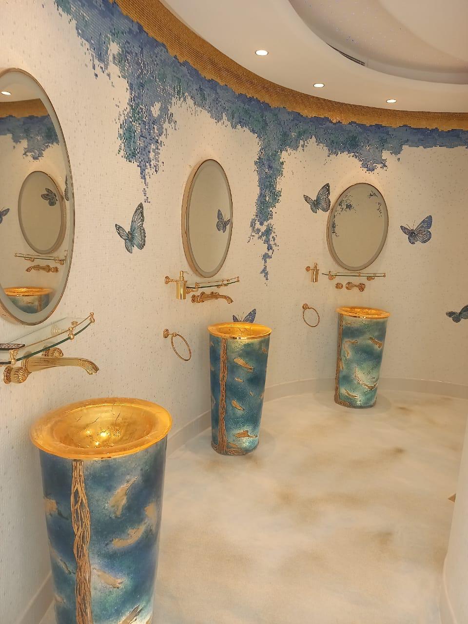 Poolside bathroom royal fit-out, private palace Riyadh — photo 3