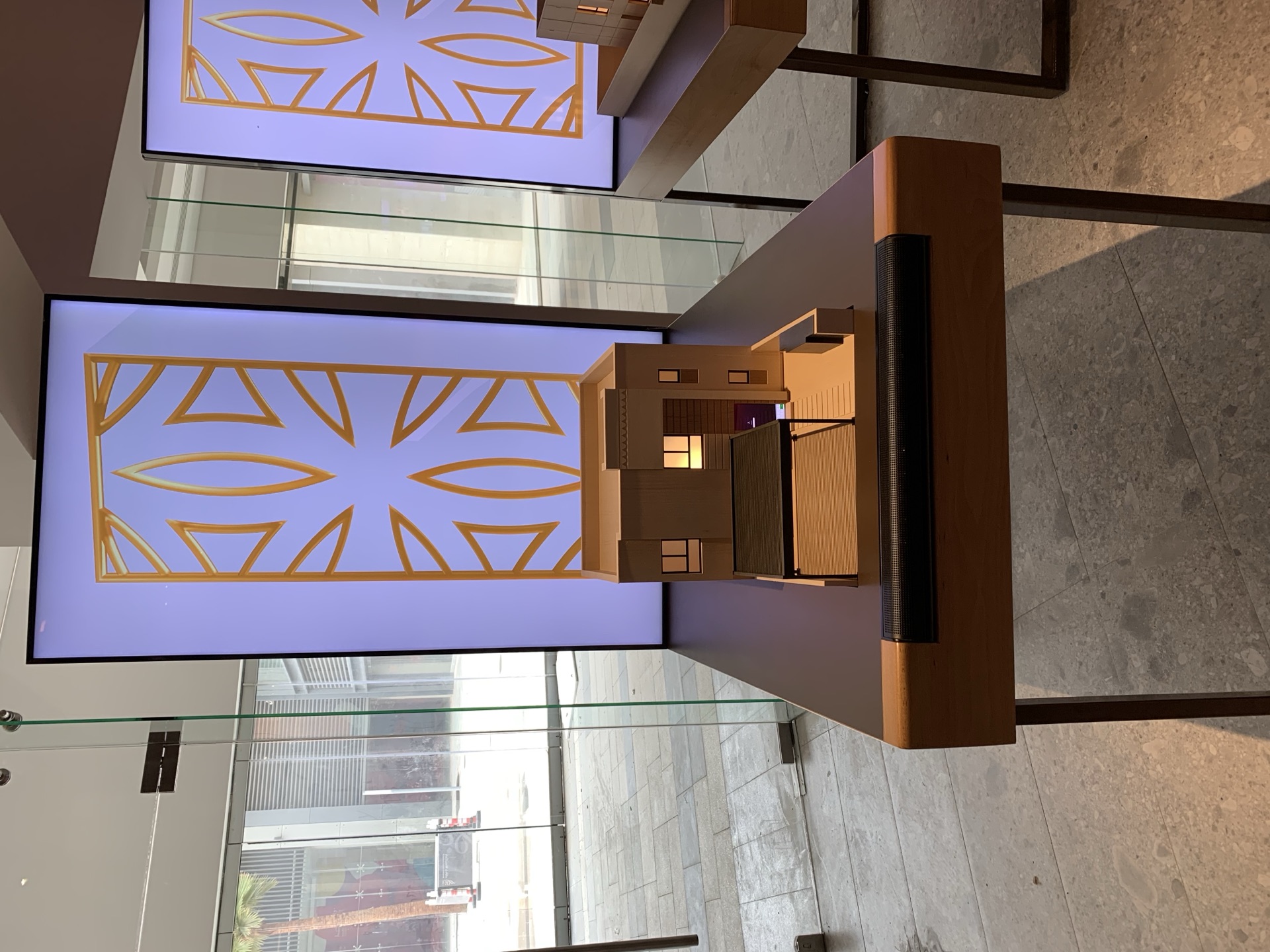 Roshan Experience Center showroom fit-out — photo 19