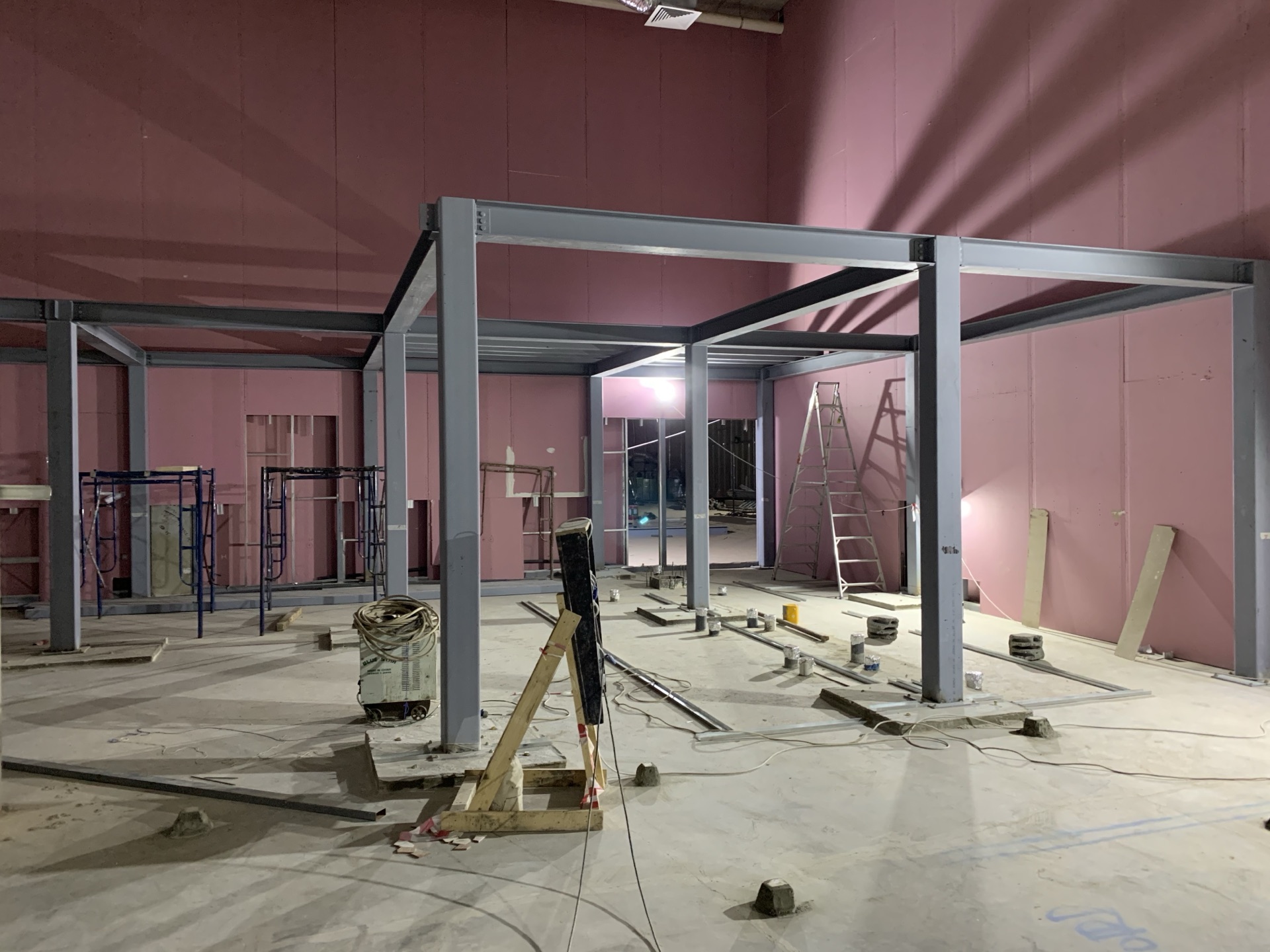 Roshan Experience Center showroom fit-out — photo 2