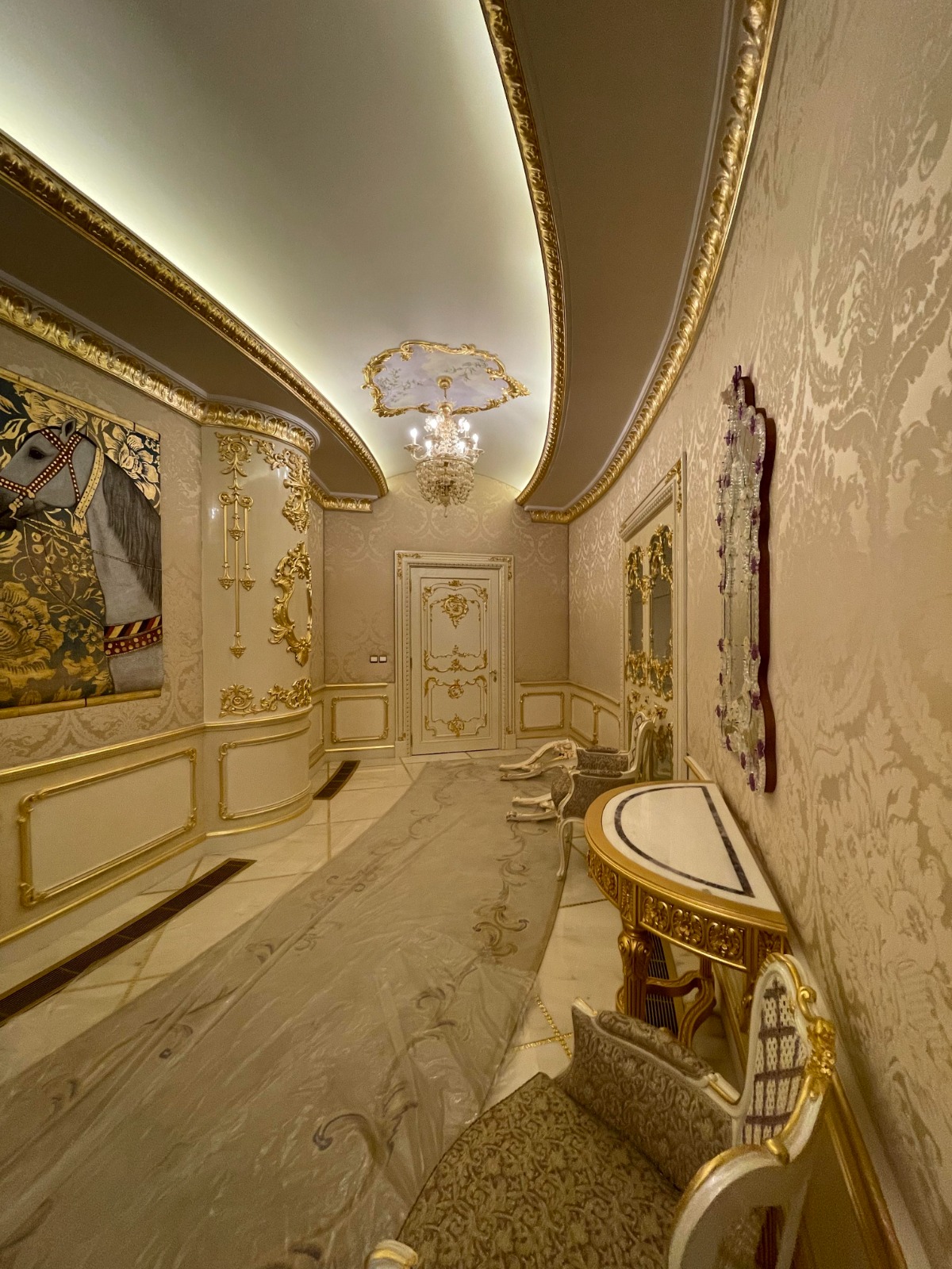 Round villa royal fit-out, Riyadh — photo 22
