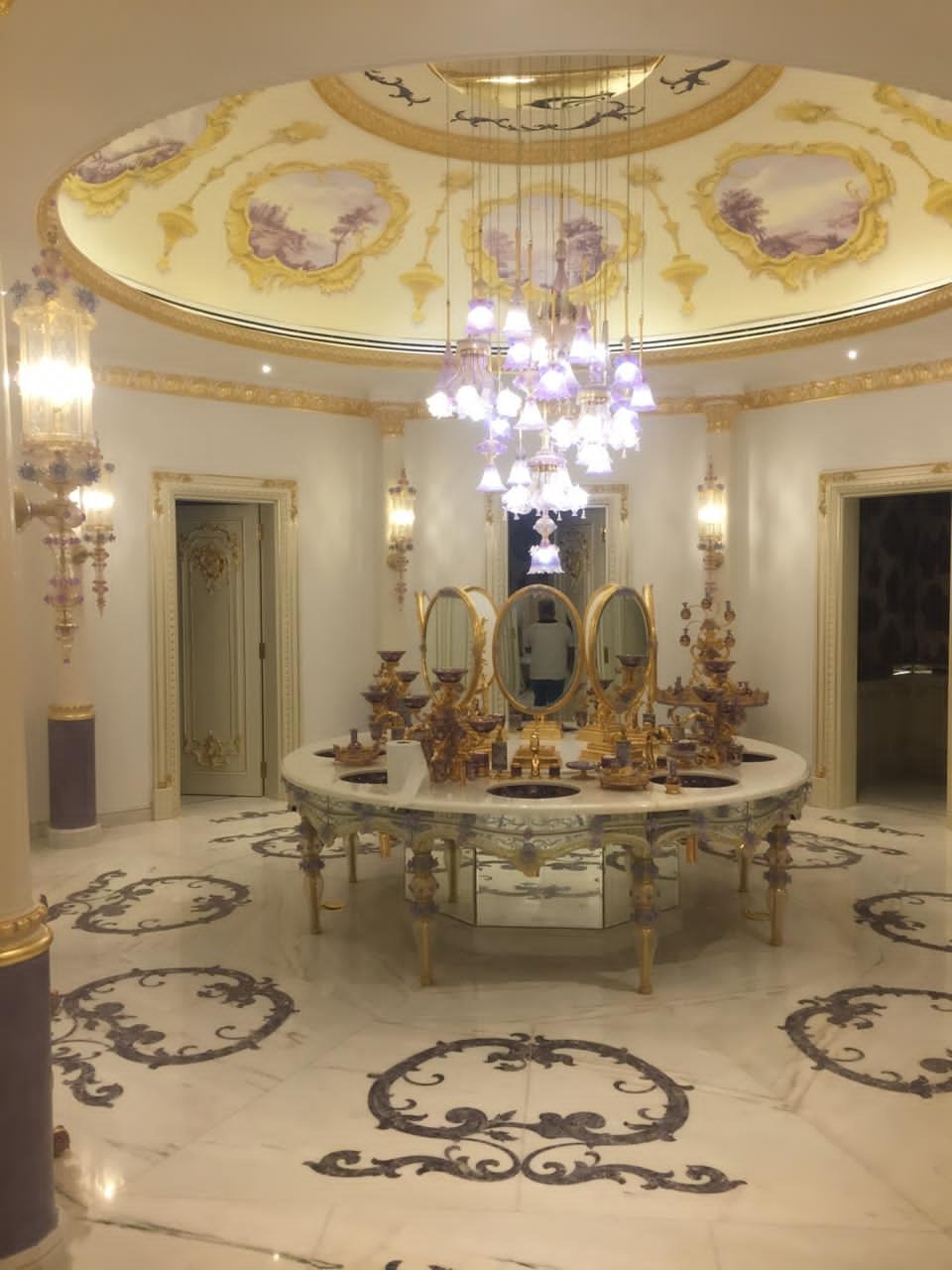 Round villa royal fit-out, Riyadh — photo 28