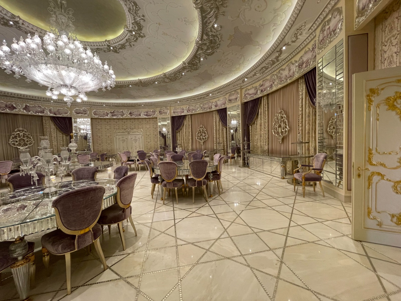 Round villa royal fit-out, Riyadh — photo 29