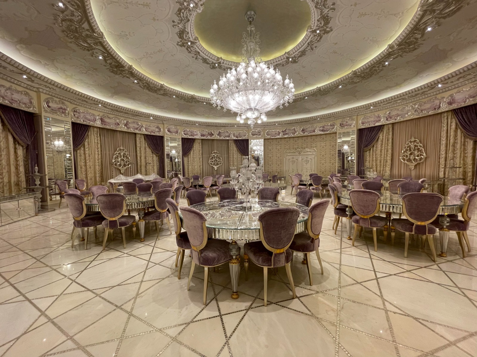 Round villa royal fit-out, Riyadh — photo 46