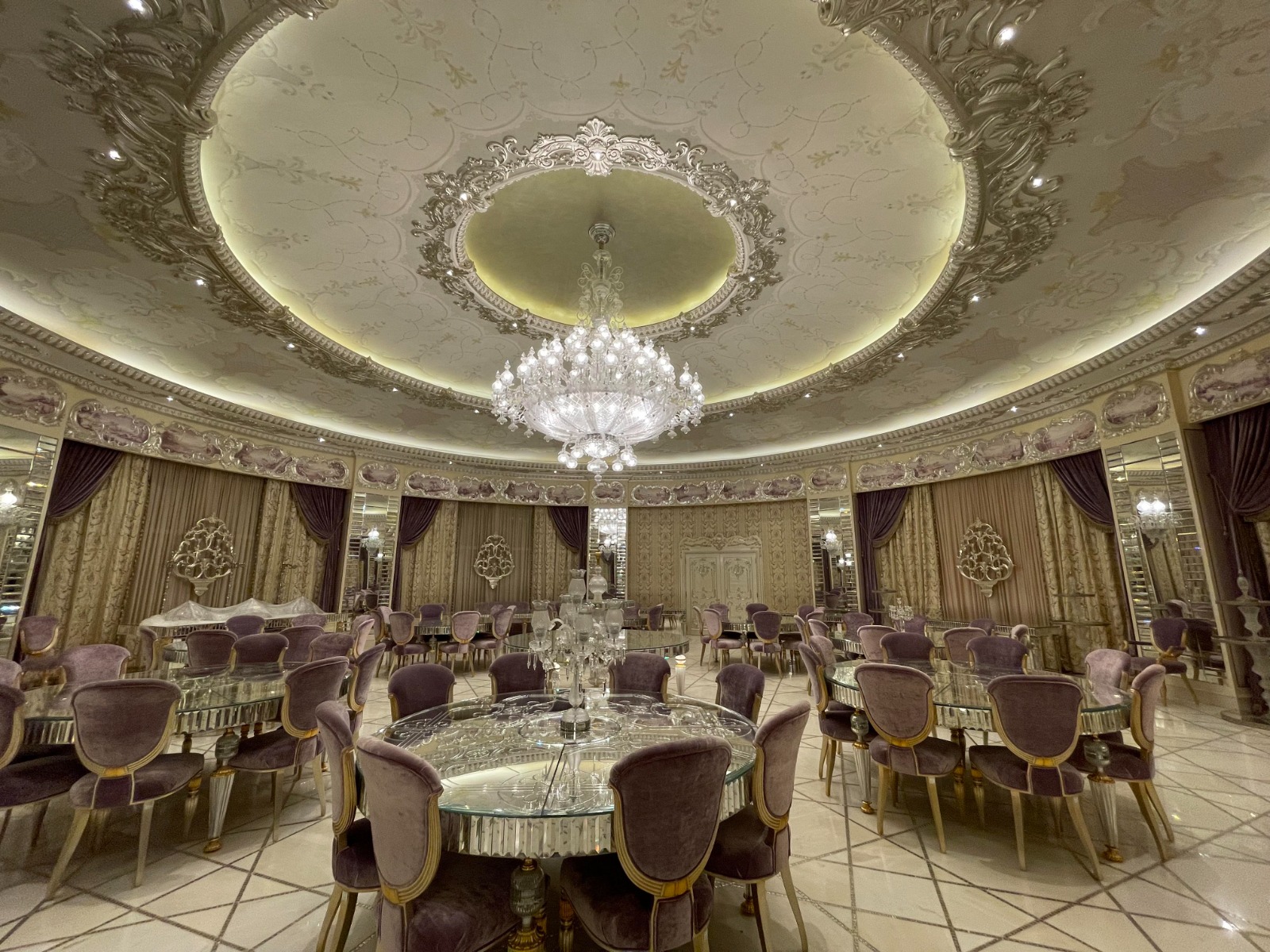 Round villa royal fit-out, Riyadh — photo 5