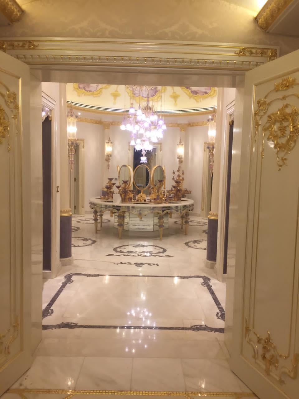 Round villa royal fit-out, Riyadh — photo 8